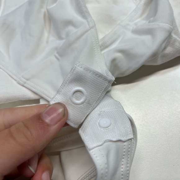 Lululemon Heavyweight Cotton T-Shirt Bodysuit White Top Open Back Women’s Small - Picture 9 of 12